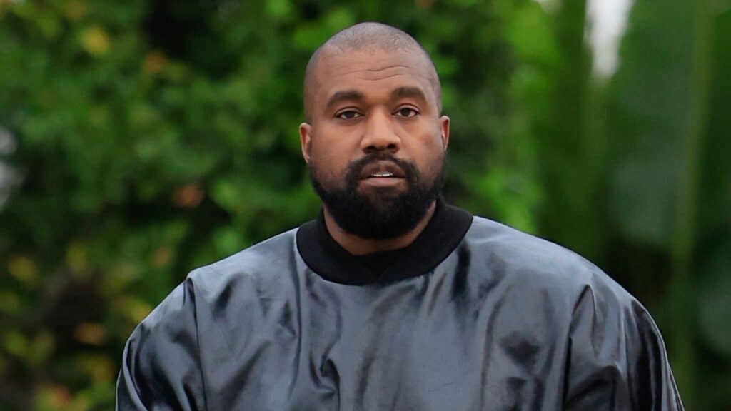 Kanye West issues an apology, declare to end his antisemitic remarks