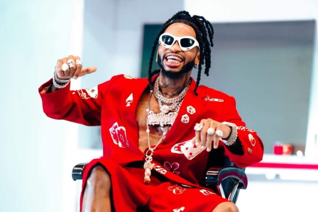Ugandan artists complain about Diamond Platnumz being paid 750UGX