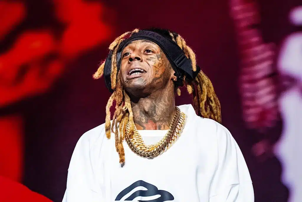 Lil Wayne reportedly engaged with mysterious woman