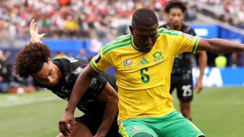 FIFA World Cup Round 32: Canada 1-0 South Africa